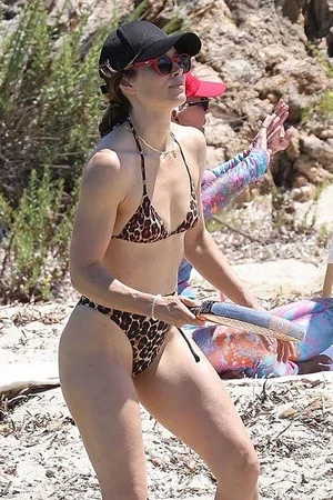 Фото голой Джессики Бил - 52