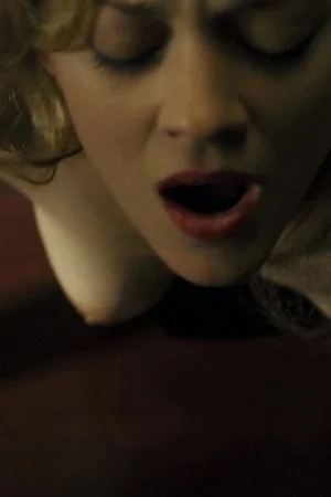 Фото голой Марион Котийяр - 27