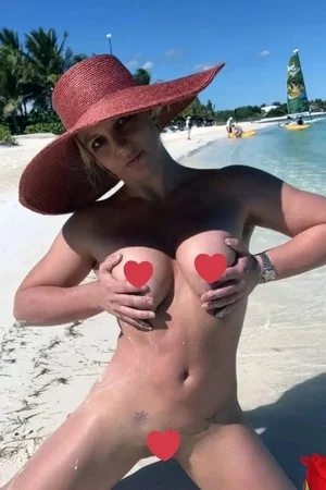 Фото голой Бритни Спирс - 86