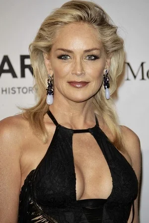 Фото голой Шэрон Стоун - 02