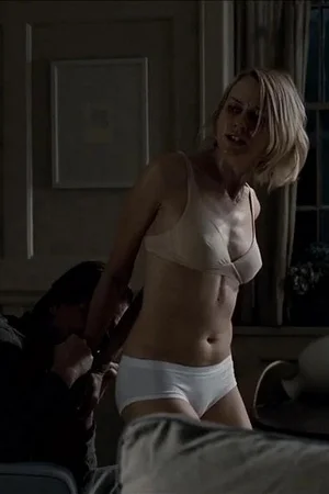 Фото голой Наоми Уоттс - 37