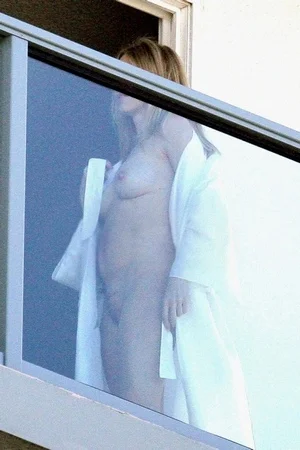 Фото голой Наоми Уоттс - 69