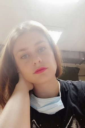 Замужняя шлюха из Нижнего Тагила показывает раздолбанную пизду - 06