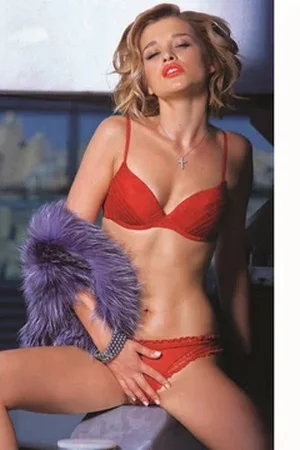 Фото голой Ксении Бородиной - 16