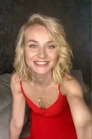 Фото голой Полины Гагариной - 20