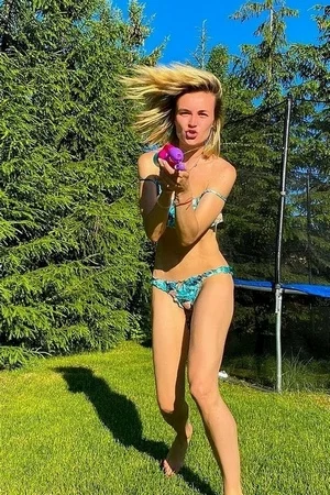 Фото голой Полины Гагариной - 31