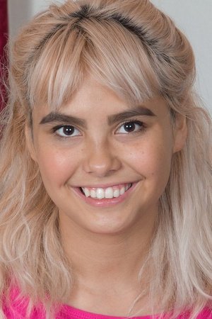 Блондинка с волосатой пиздой разделась догола в спортзале - 01